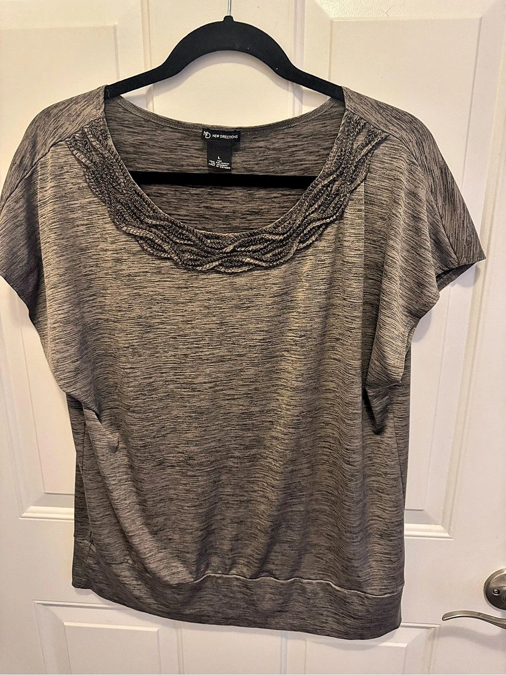 New Directions Short Sleeve Top in Gray Large Like New
